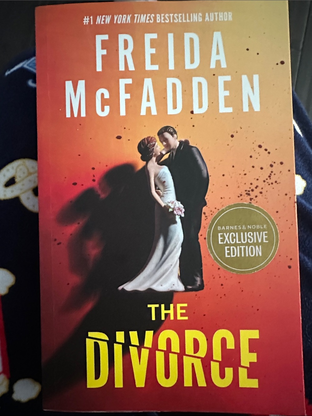 Freida McFadden The Divorce. Rock paper scissors. Alice Feeney. Suspense books. - Picture 2 of 2